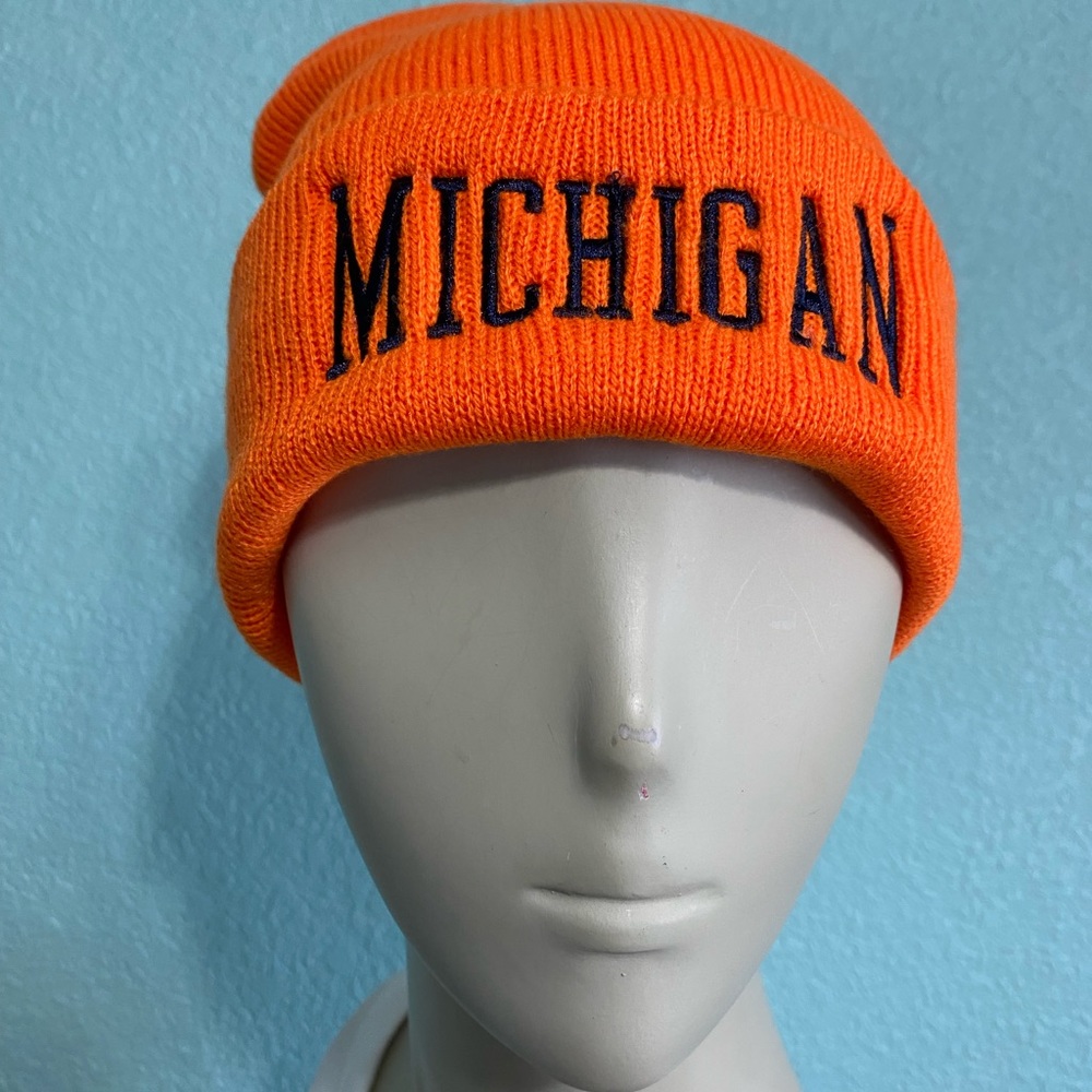 Michigan College Student Knit Winter Hat NEW